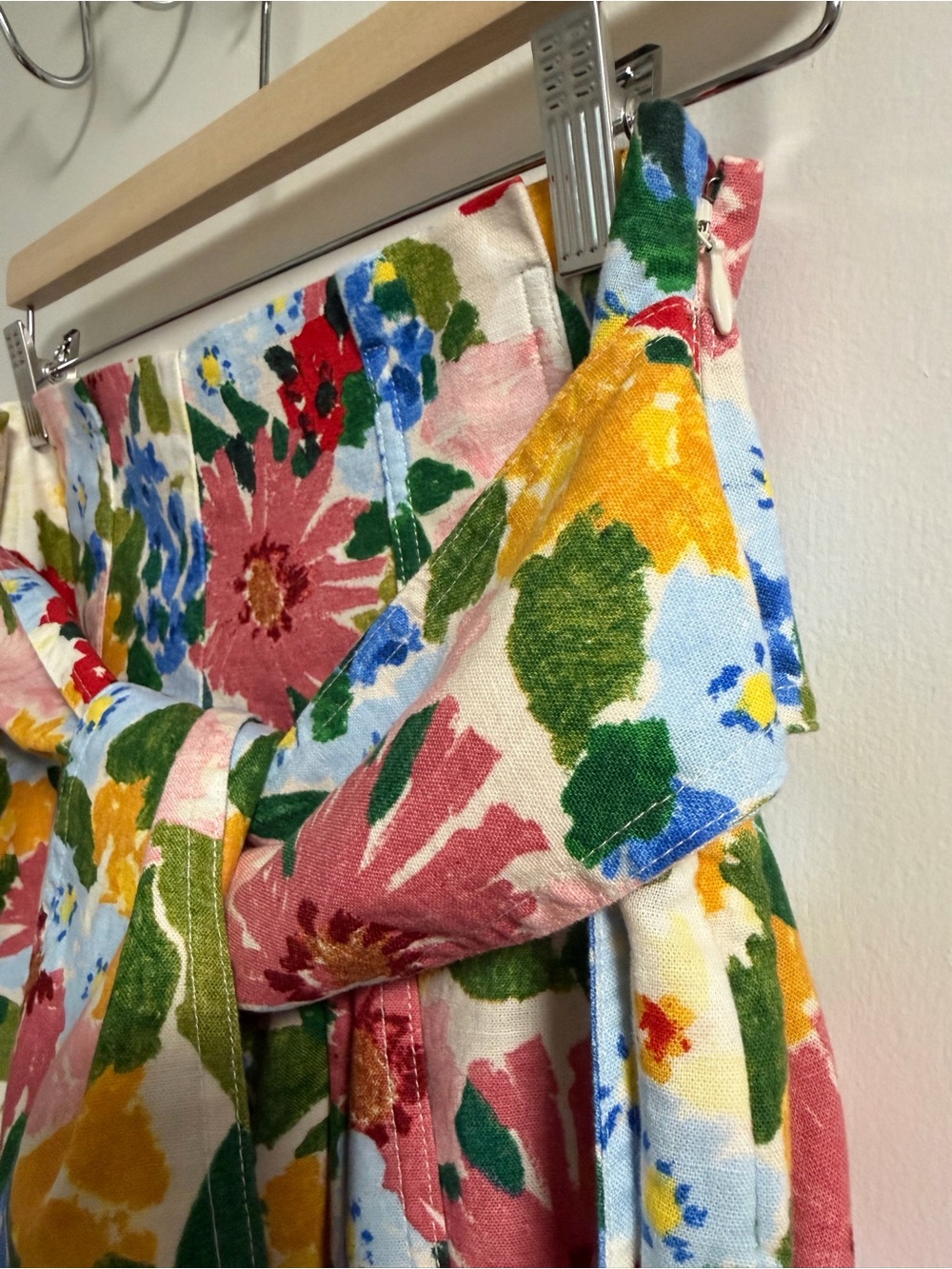 Sezane Tyson Shorts Pastel Flowers 6/38 - Picture 4 of 8